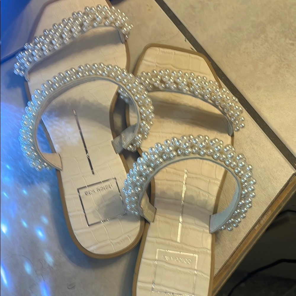 Dolce Vita NEW Elegant Pearl-Embellished Sandals